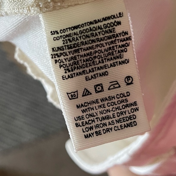 Free People| Livin it up pencil mini skirt, white denim skirt with belt•••CUTE - Picture 11 of 13